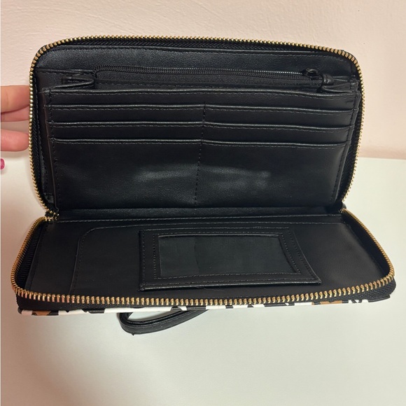 Betsey Johnson heart leopard print wallet wristlet - Picture 2 of 7